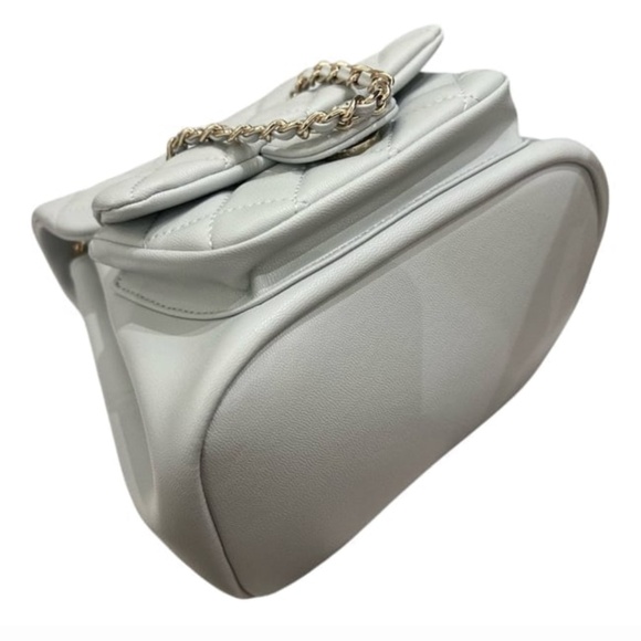 Gorgeous Backpack Or Purse - Picture 6 of 12